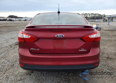 2013 Ford Focus Se z USA, uszkodzony, nr VIN 1FADP3F24DL383443